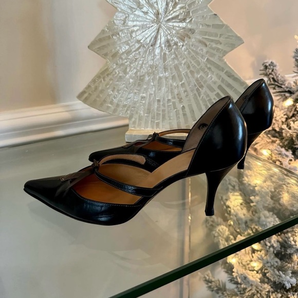 Hermès - Vintage Leather Pumps with Brown Bow - Picture 5 of 9